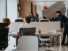 Casi uno de cada cuatro asalariados con baja formación accede al empleo con contrato temporal