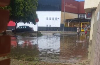Un barrio de Alzira estalla por el estado de sus calles: “Solo pedimos que nos escuchen”
