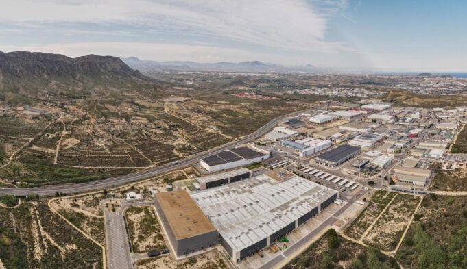 El IVF refuerza su apoyo a las empresas valencianas con líneas de financiación ante el aumento de costes energéticos