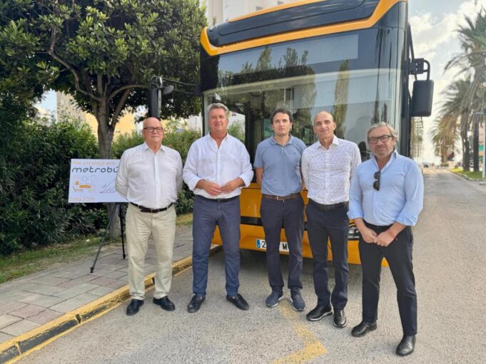 Incremento notable en la campaña ‘Vine a la platja amb Metrobús’ con 148.234 usuarios este verano