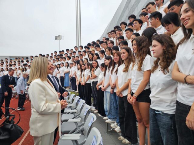 La_Consellera_de_Educacion_inaugura_el_primer_curso_del_campus_internacional_de_la_UPV_en_Hangzhou_con_casi_400_estudiantes.jpg