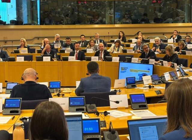 La_Generalitat_de_Valencia_aboga_por_una_politica_de_cohesion_en_Bruselas_con_un_financiamiento_adecuado.jpg