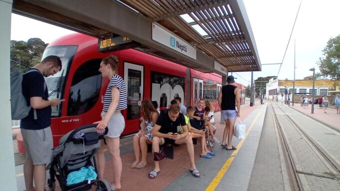 Más de 5,1 millones de desplazamientos en Metrovalencia durante agosto de 2026