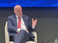 Tebas advierte de los riesgos deportivos y económicos de seguir acumulando partidos