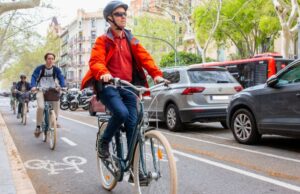 Alzira se prepara para las nuevas normas de tráfico que entrarán en vigor en octubre