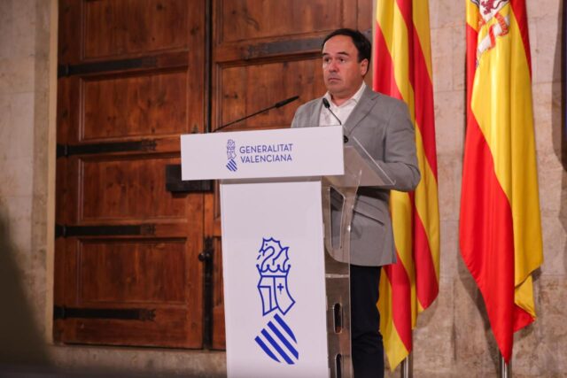 El_Consell_aprueba_ayudas_de_emergencia_de_235_millones_de_euros_para_los_afectados_por_la_DANA_Adam.jpg