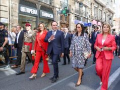 El President de la Generalitat, Juanfran Pérez Llorca, destaca su presencia en la procesión cívica del 9 d’Octubre
