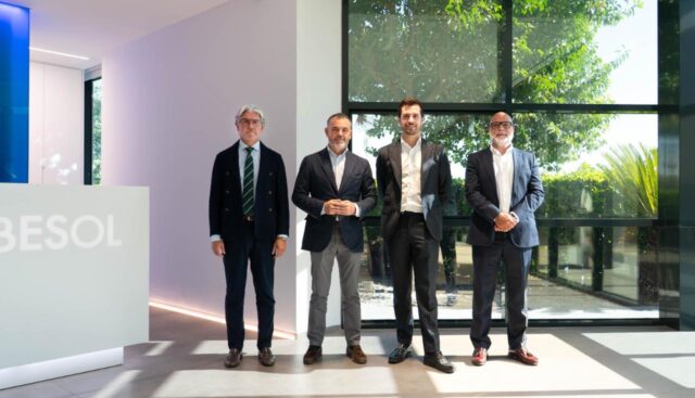 Jose_Diez_anuncia_la_construccion_de_una_nueva_planta_de_Ubesol_en_Cocentaina_con_la_creacion_de_200_empleos.jpg