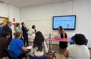 La Consellera Albalat Visita Programas de Apoyo a Personas con Discapacidad Intelectual en València