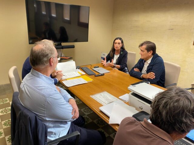 La_Conselleria_de_Sanidad_avanza_en_la_expansion_del_aparcamiento_del_Hospital_de_la_Ribera_en_Alzira.jpg