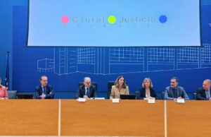 Recepción de fiscales eslovenos en la Ciudad de la Justicia de València