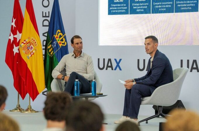 Rafa Nadal anima a los universitarios de UAX a prepararse y aprovechar las oportunidades